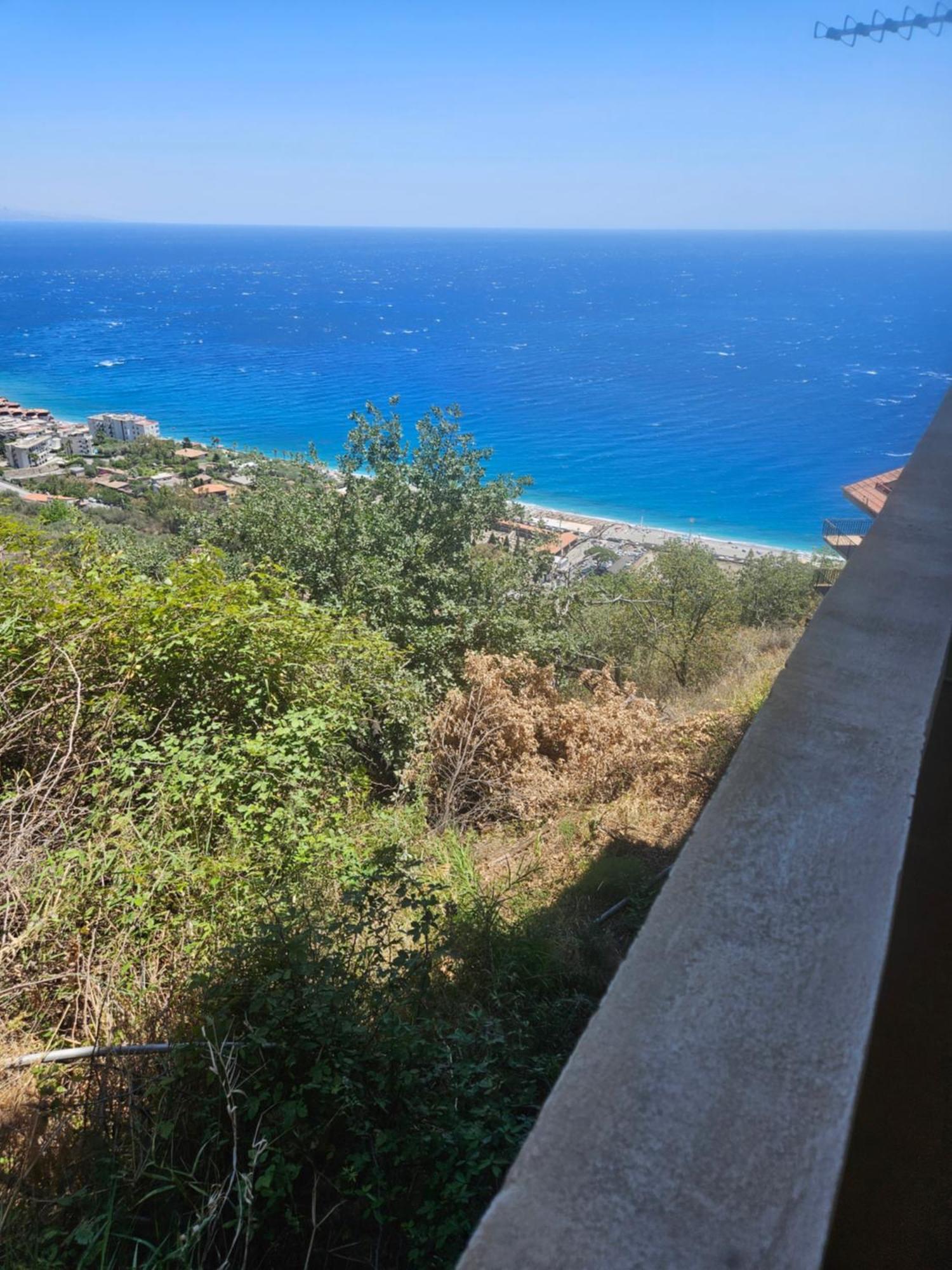 Appartement Nuova Casa Giulia à Letojanni Extérieur photo