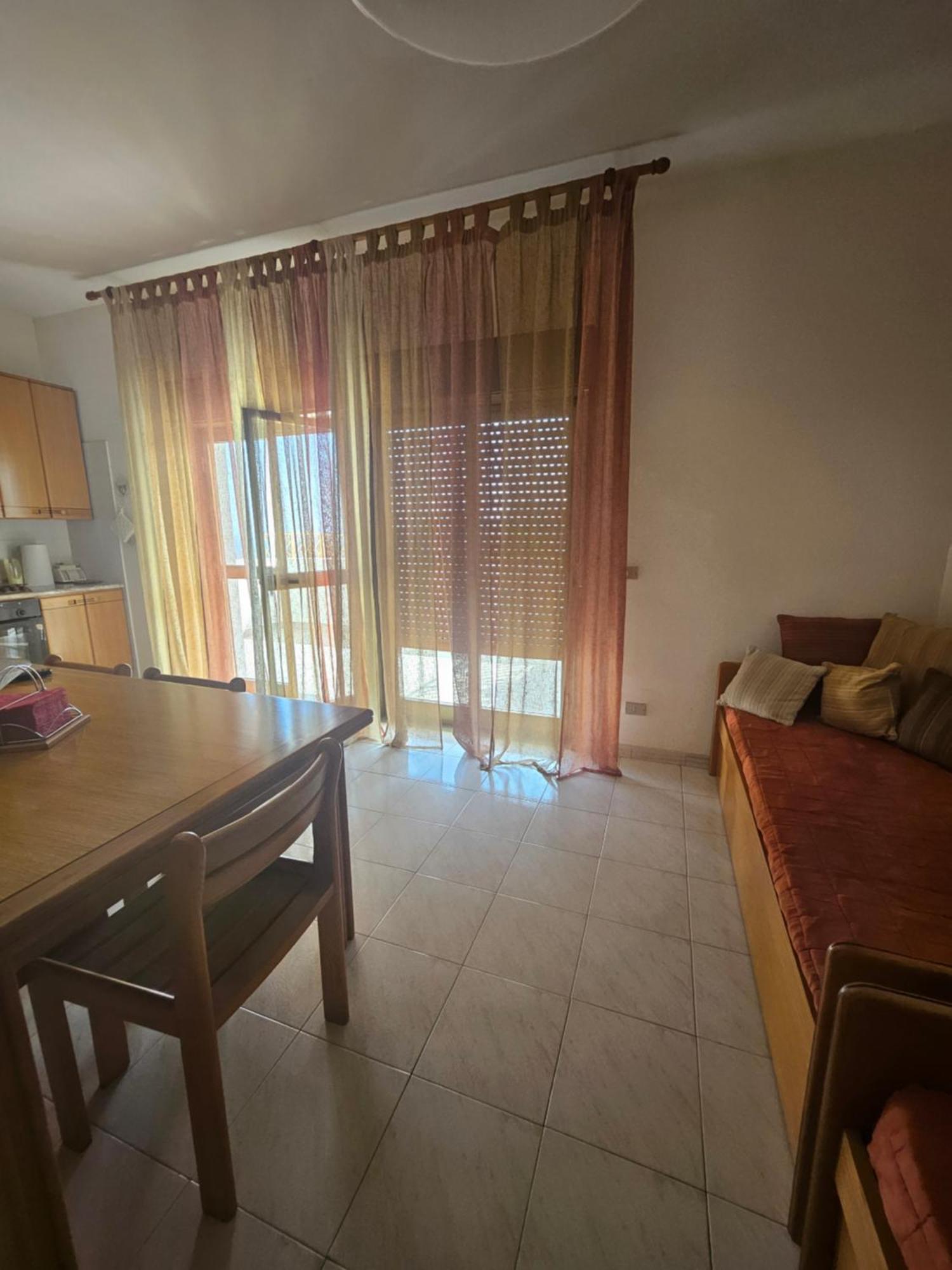 Appartement Nuova Casa Giulia à Letojanni Extérieur photo